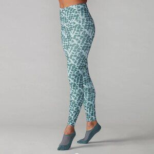 Tavi Sculpt High Waisted 7/8 Leggings XS Pebble Tie Dye Yoga Gym Pilates NWT